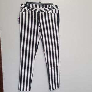 Black and white stripe pants